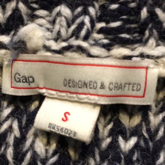 Gap button up cardigan sweater. Size s. - Picture 6 of 10